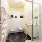 Apartman Exquisite 2-br 3 Minutes From La Croisette
